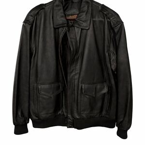 Men's Black Leather Bomber Jacket with Front Flap Pockets